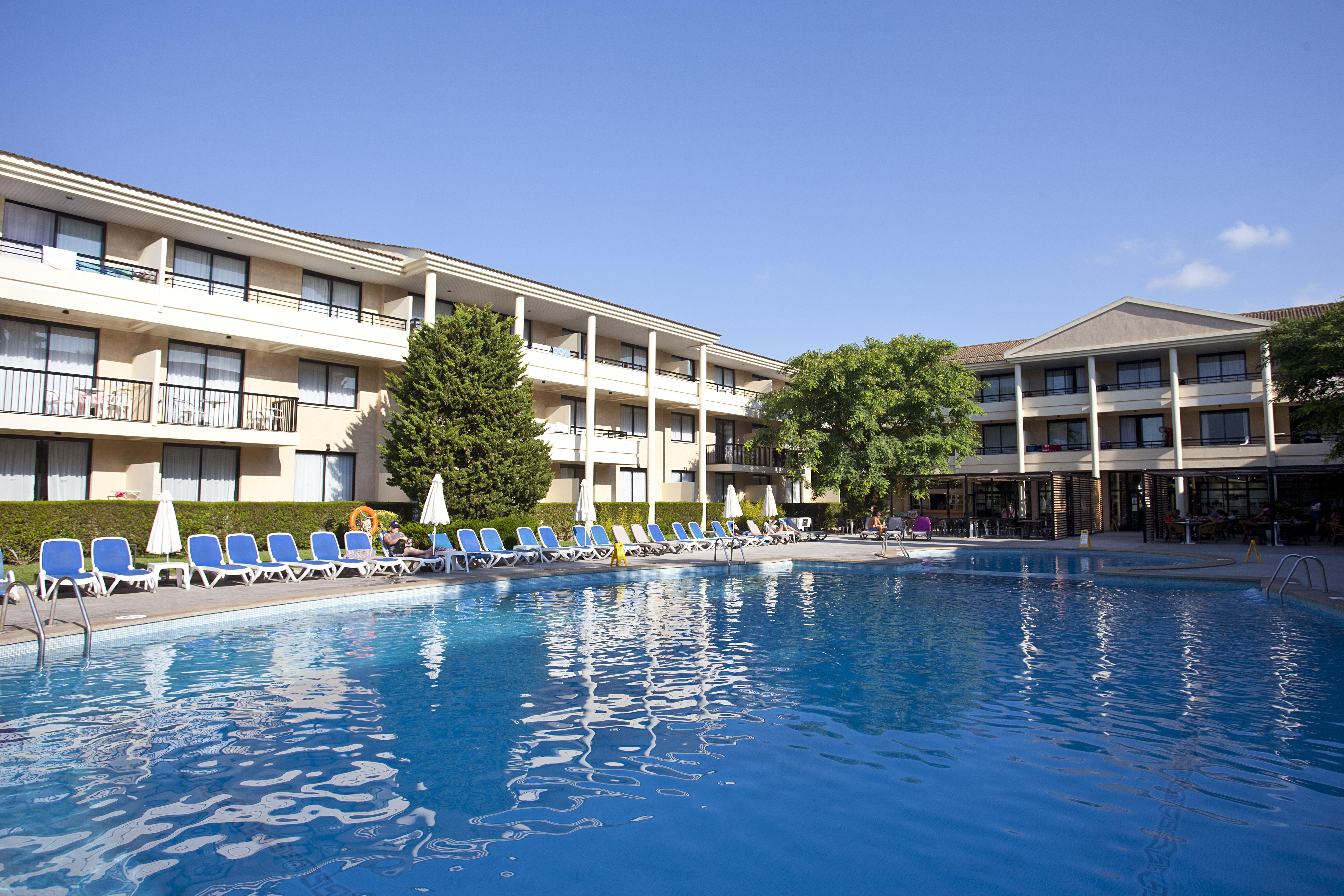 Hotel Bahia Pollensa Порт де Пойенса Екстериор снимка